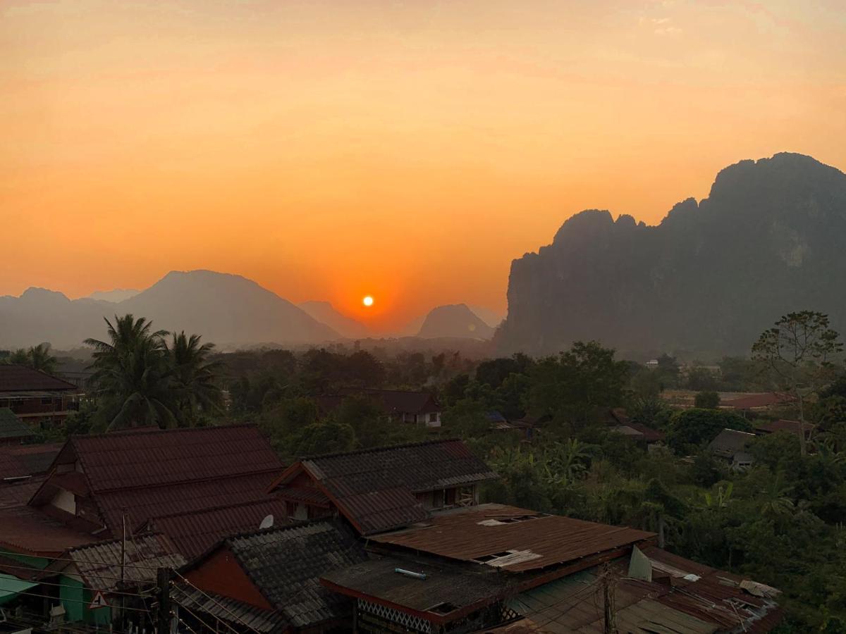 Bountang Mountain View Riverside Hotel Vang Vieng Exterior foto