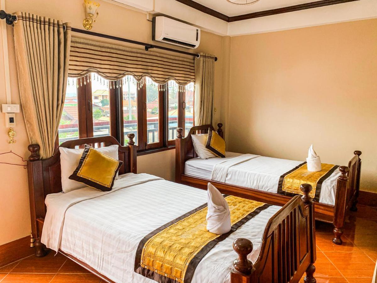 Bountang Mountain View Riverside Hotel Vang Vieng Exterior foto