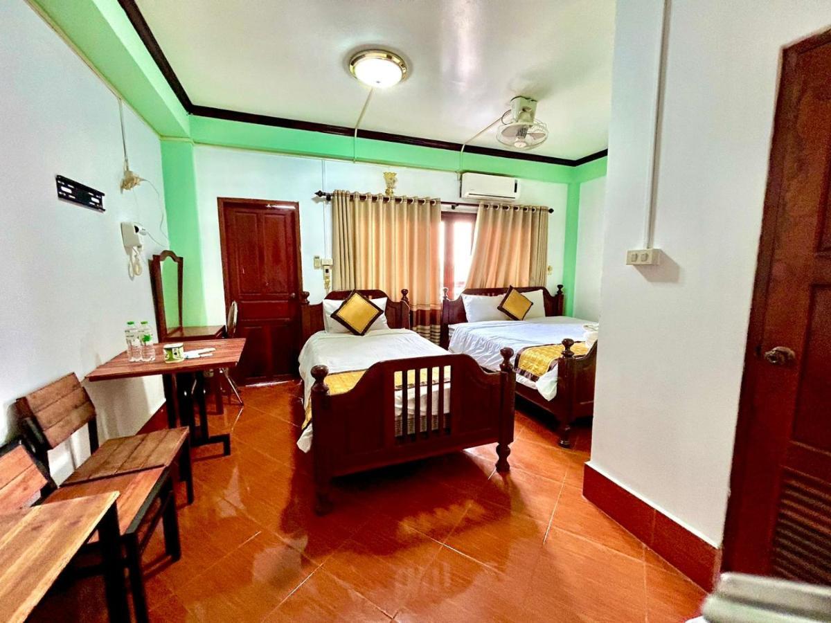 Bountang Mountain View Riverside Hotel Vang Vieng Exterior foto
