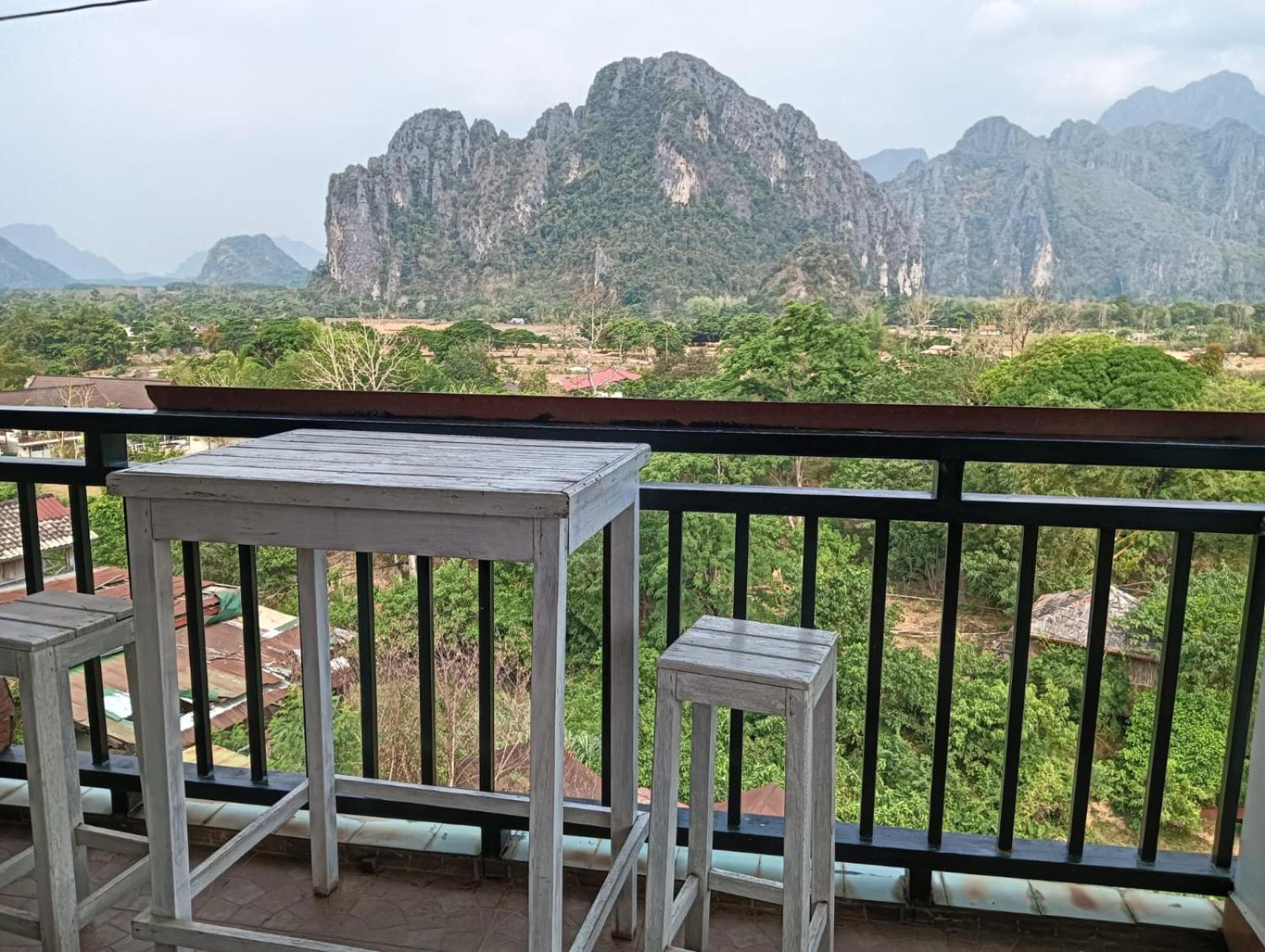 Bountang Mountain View Riverside Hotel Vang Vieng Exterior foto